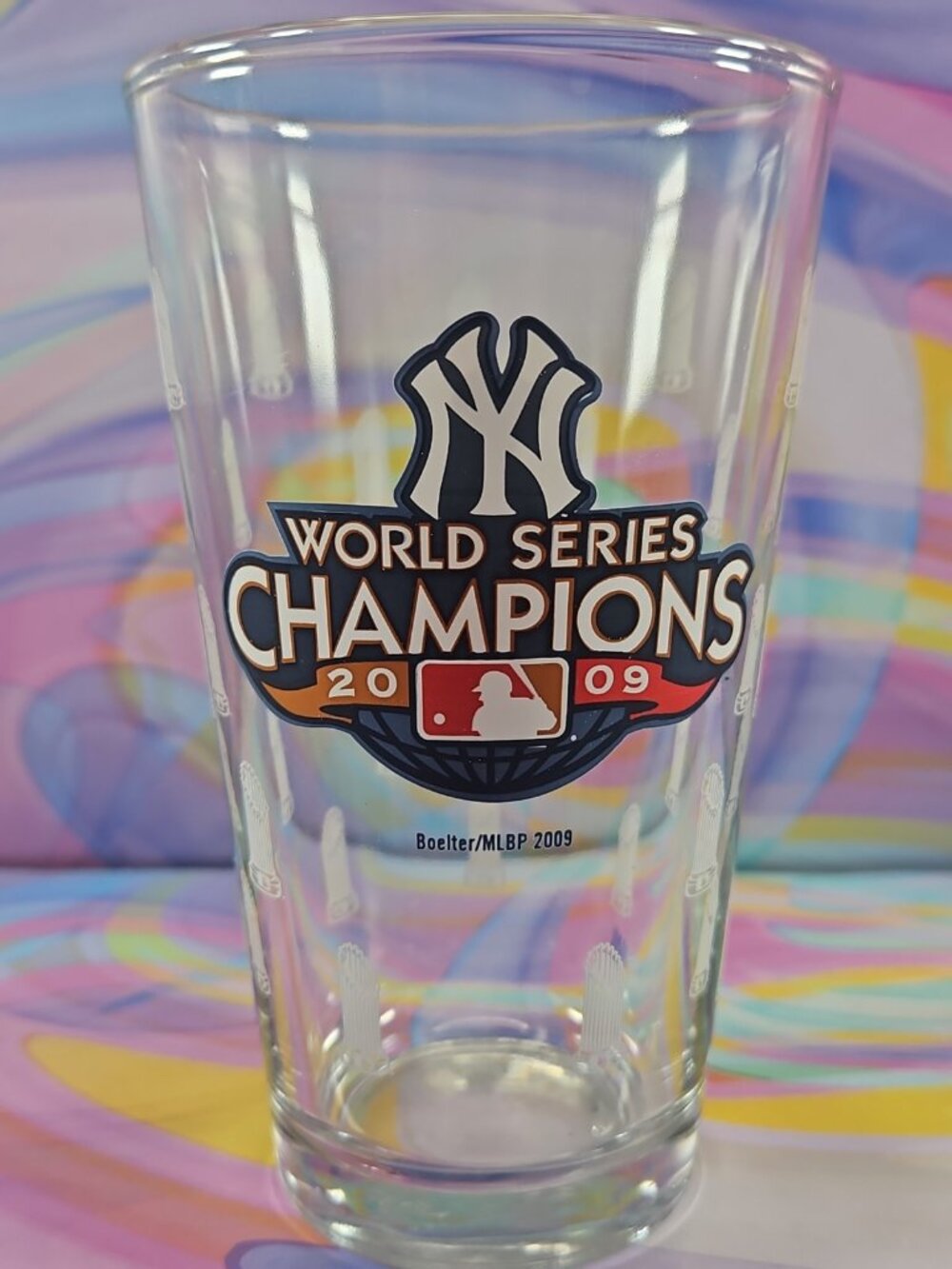 New York Yankees 2009 World Series Champions Glass  Mini Trophy Design